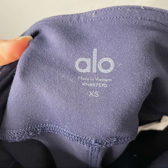 ALO Moto Mesh Leggings size XS - Picture 4 of 9